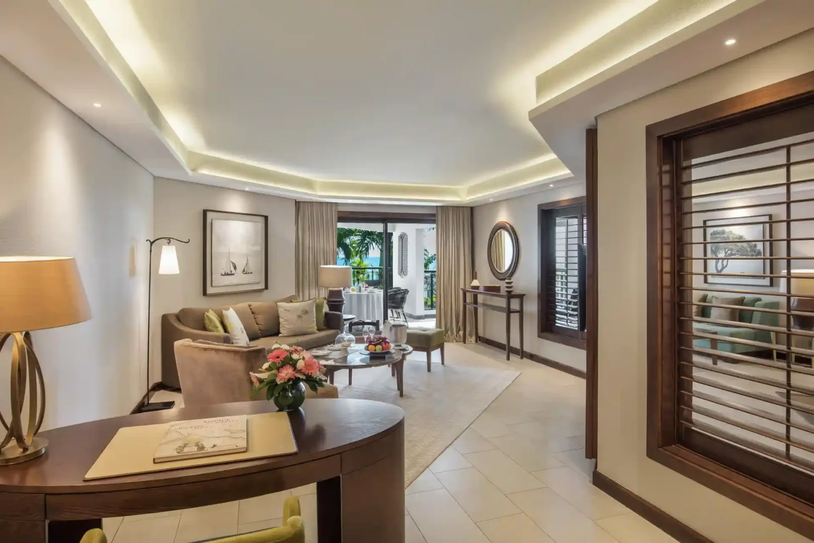 royal palm ocean suite dining room