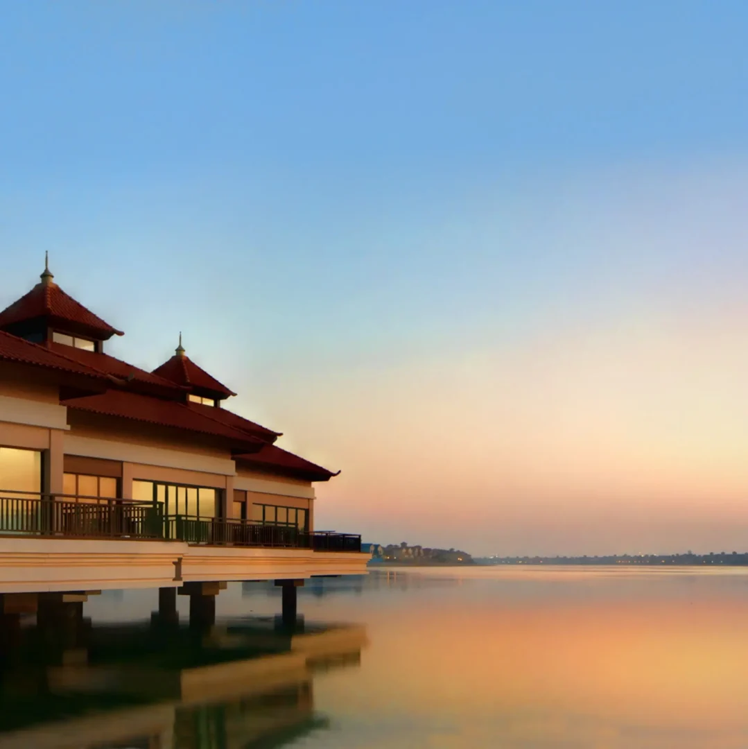 exterior of one bedroom overwater villa at anantara the palm dubai resort on palm jumeirah