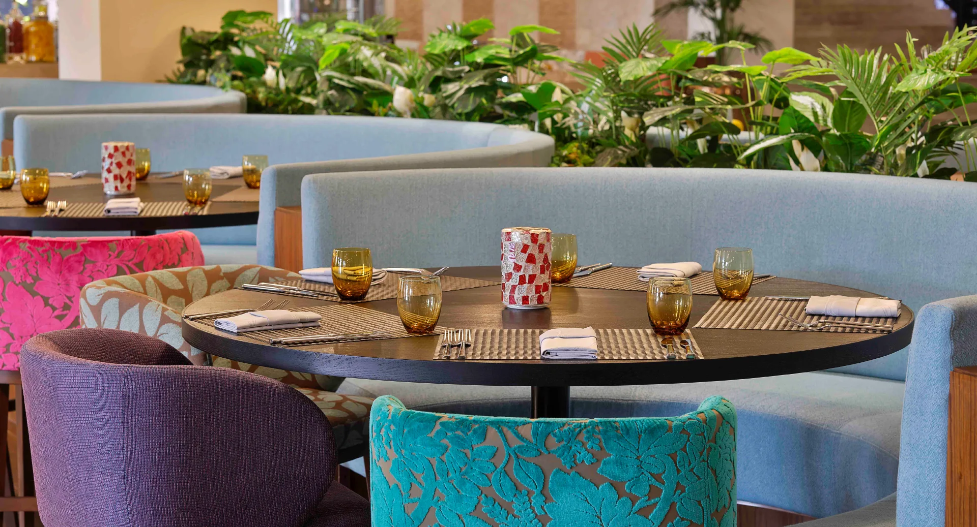 Interior of Crescendo Restaurant at Anantara The Palm Dubai Resort