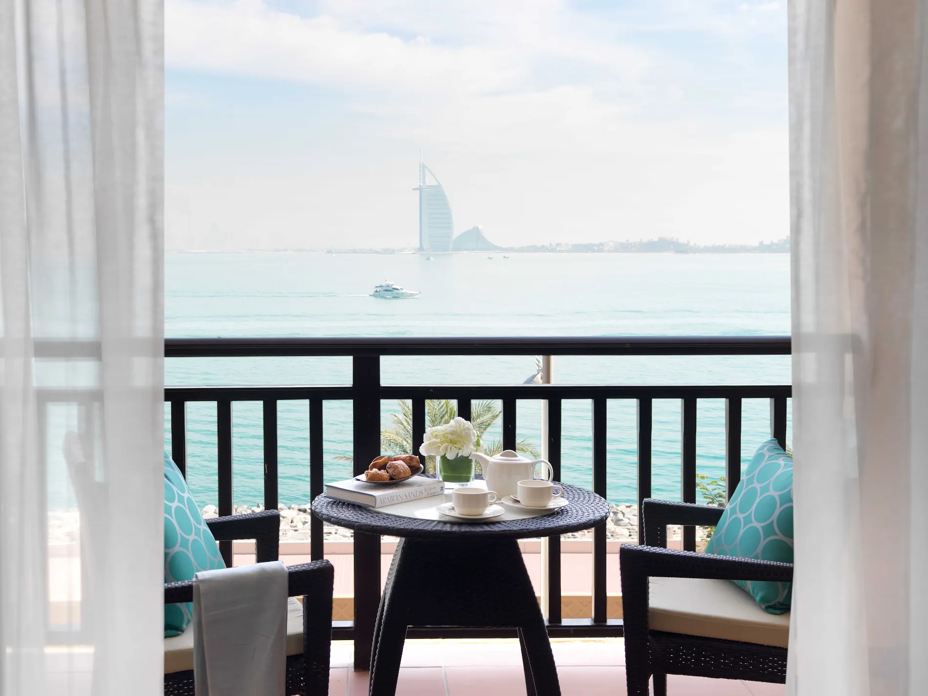 Anantara The Palm Dubai. Standard room residence. Balcony sea view