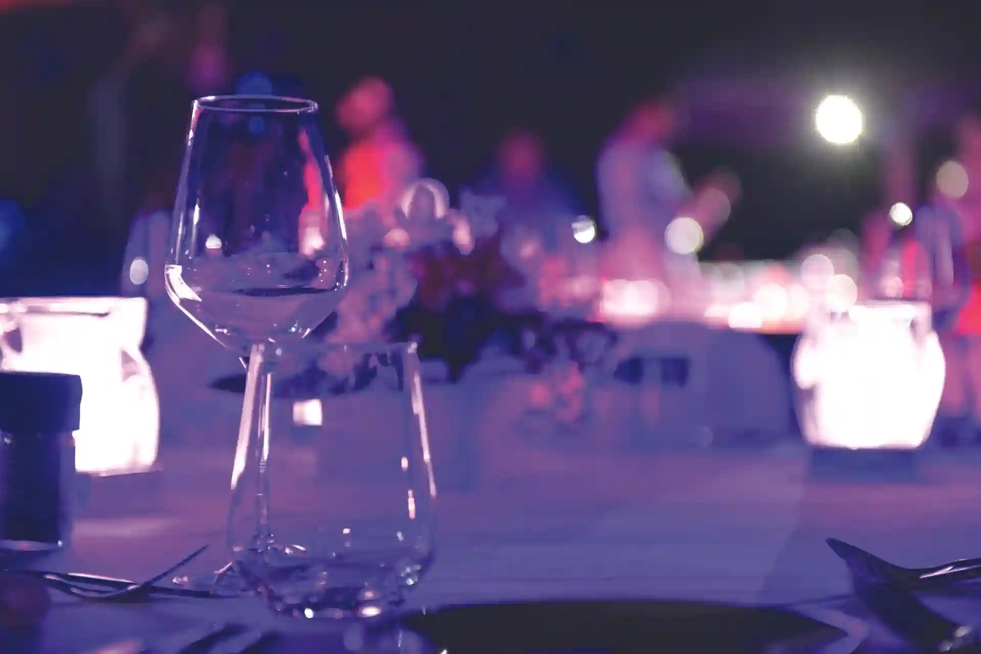 le serenata restaurant at cannonier mauritius featuring elegant dining and warm evening ambiance