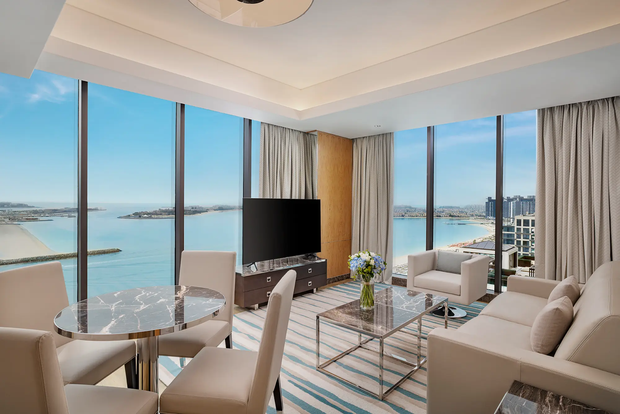 king one bedroom suite with sea view balcony view at hilton dubai palm jumeirah