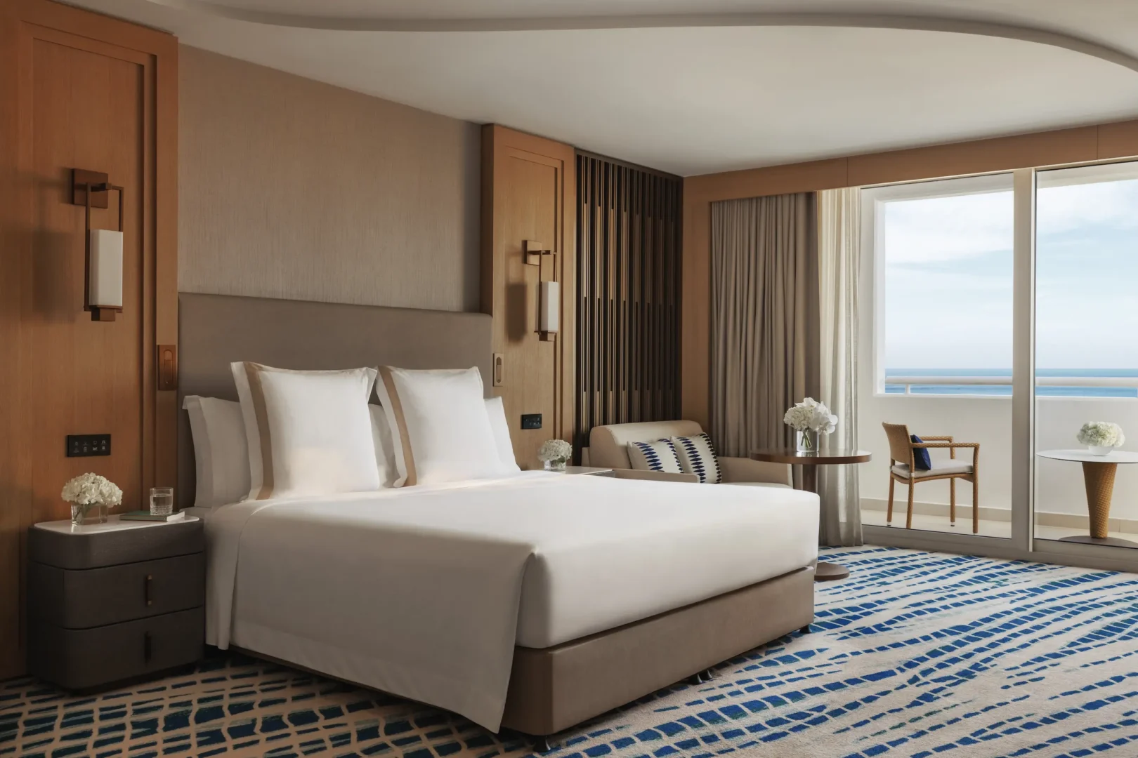 ocean-deluxe-balcony-jumeirah-beach-hotel