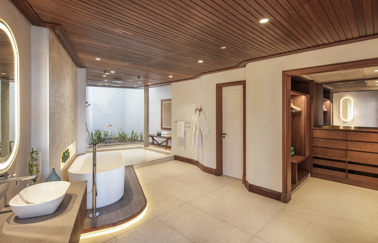 paradis two-bedroom senior beachfront family suite bathroom