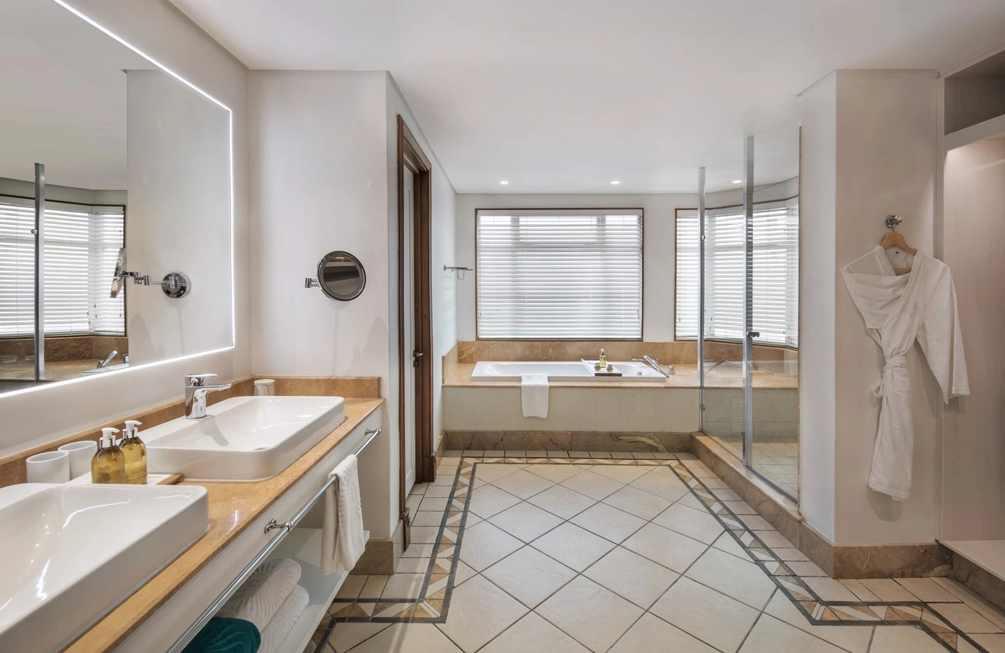 bathroom of a junior suite at paradis mauritius