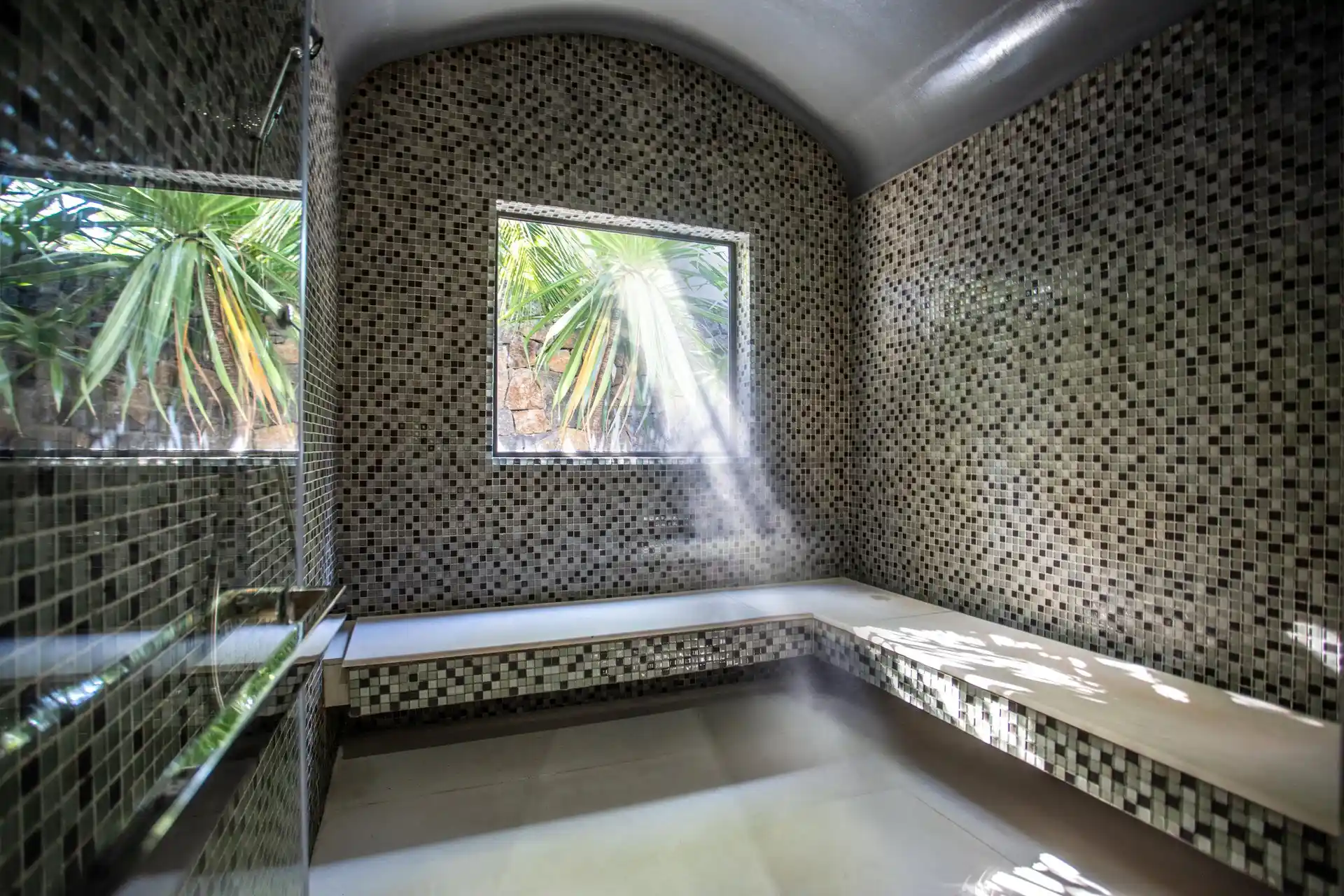 guests enjoying a hammam at paradis mauritius