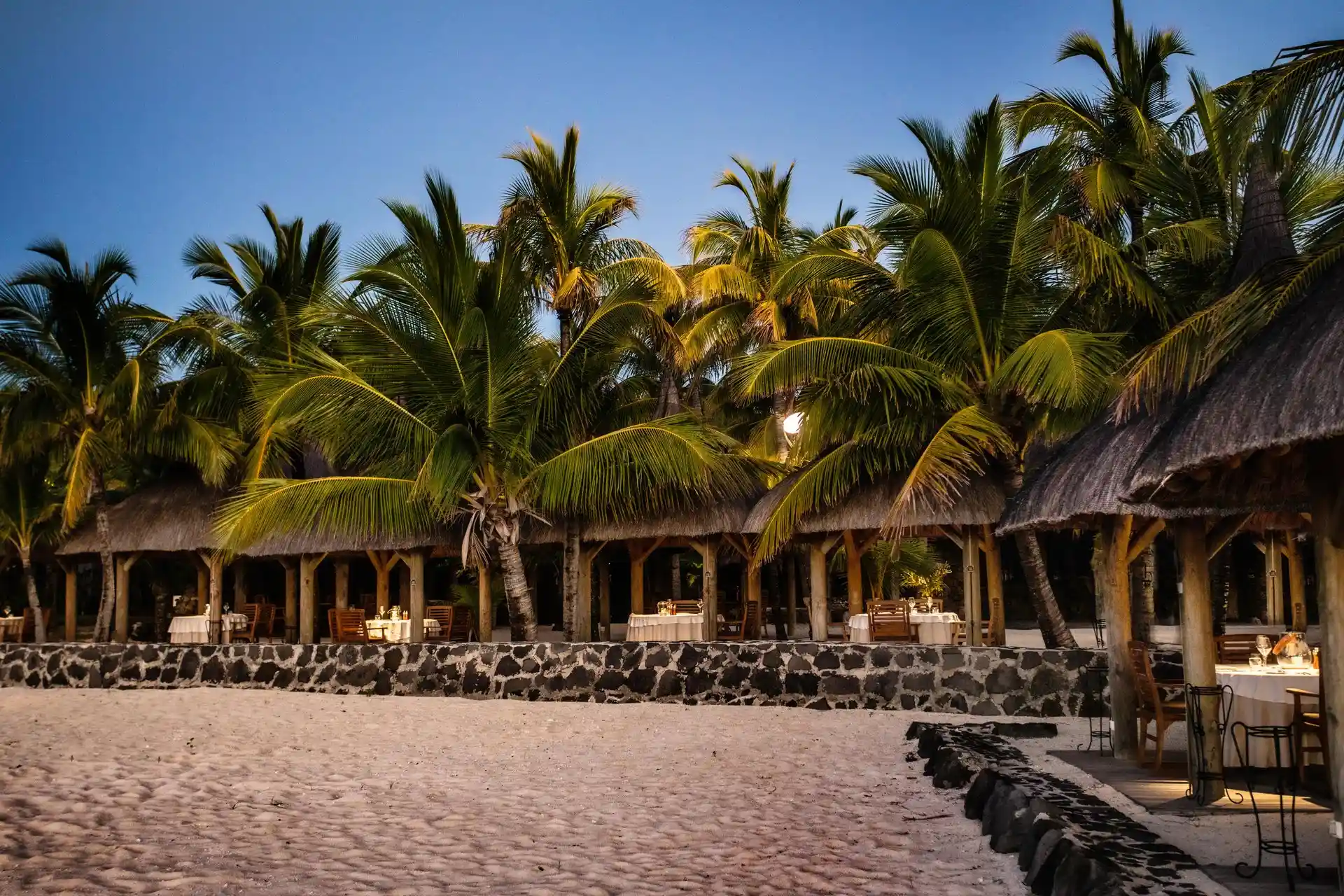 paradis mauritius laravanne restaurant with ocean view