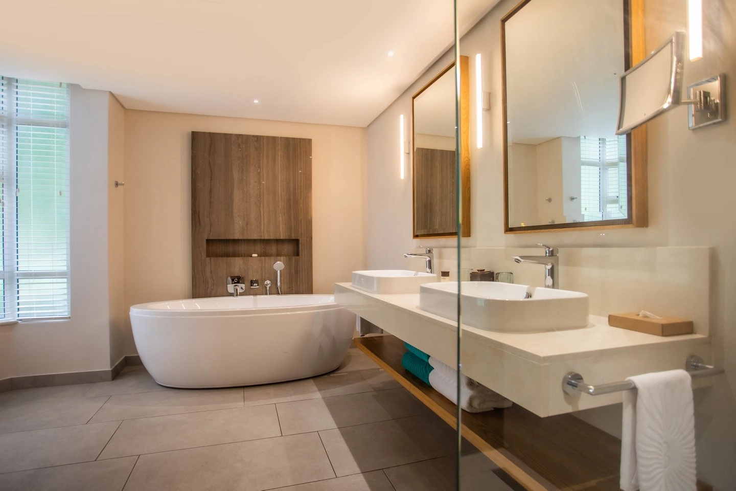 bathroom of an ocean beachfront room at paradis mauritius