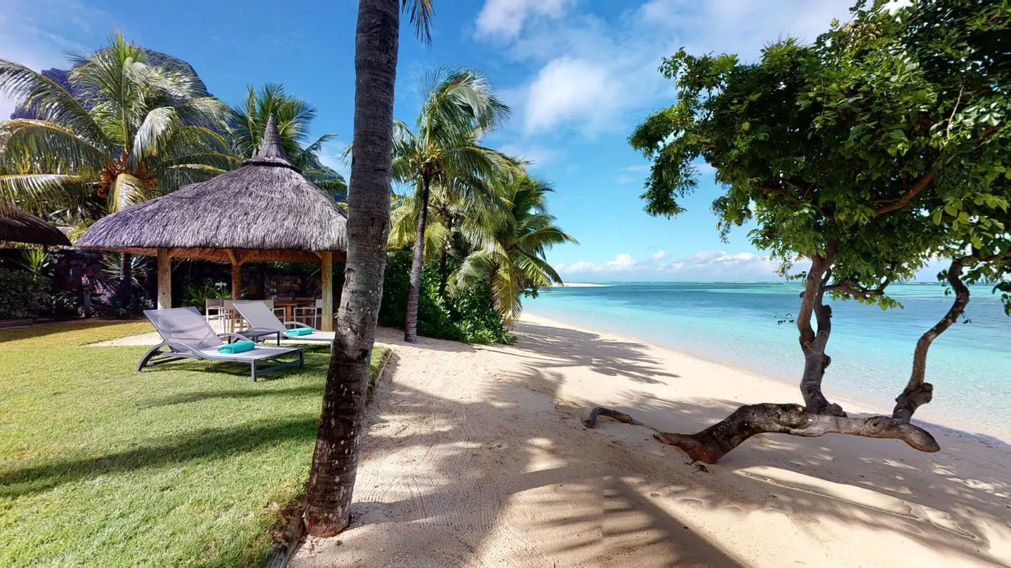 paradis paradis villa with beachfront view