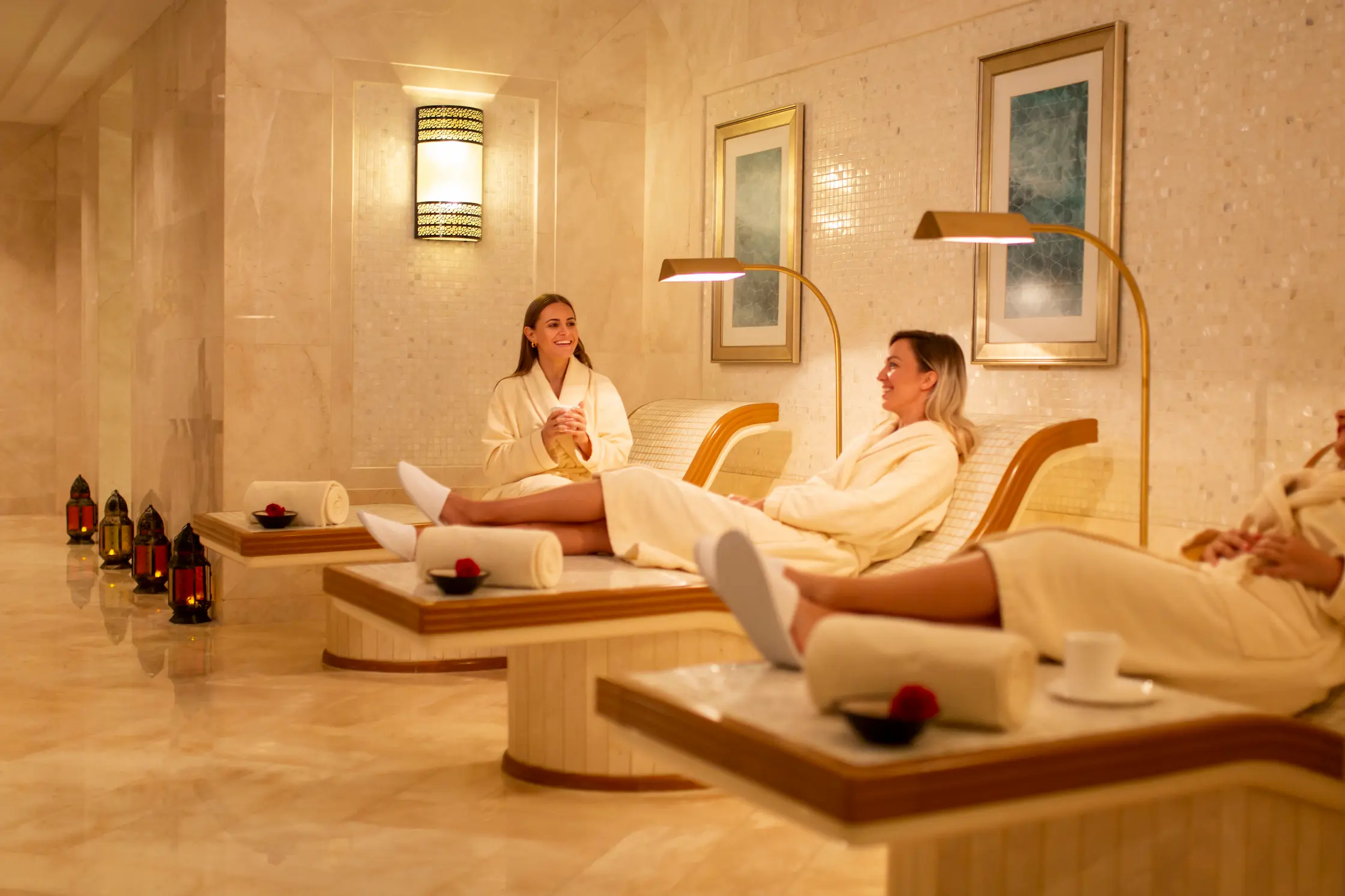 relaxation facilities at the ritz-carlton spa dubai jbr featuring eucalyptus-infused steam rooms, saunas, and serene loungers for ultimate spa relaxation