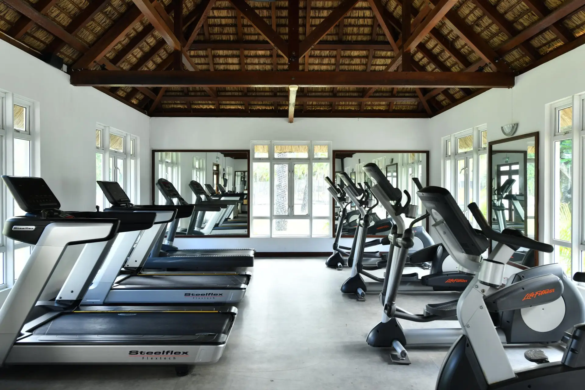 shandrani mauritius hotel gym fitness center exercise equipment indoor