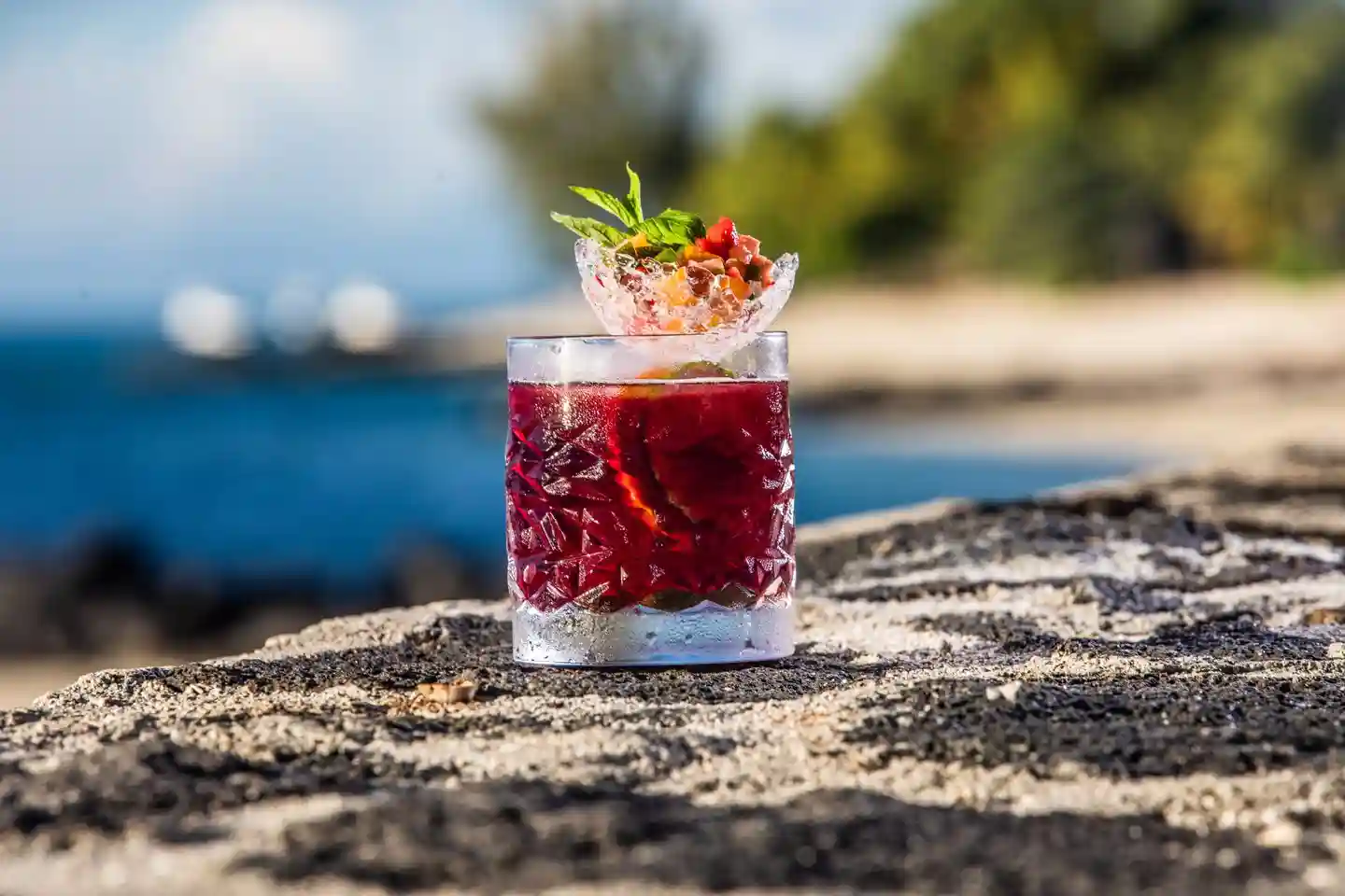 wild bar beachside bar at shandrani beachcomber resort and spa serving drinks in a relaxed tropical setting with ocean views