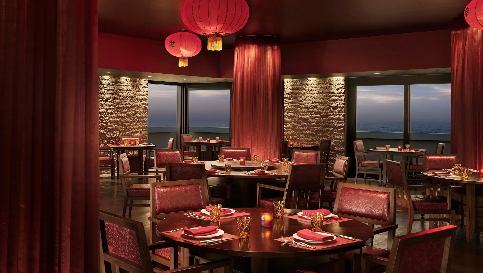 hong loong restaurant at sofitel dubai the palm featuring elegant asian-inspired interiors and refined dining setting