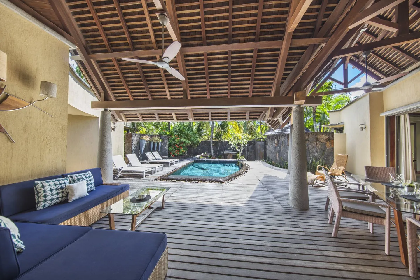 trou aux biches villa three rooms pool