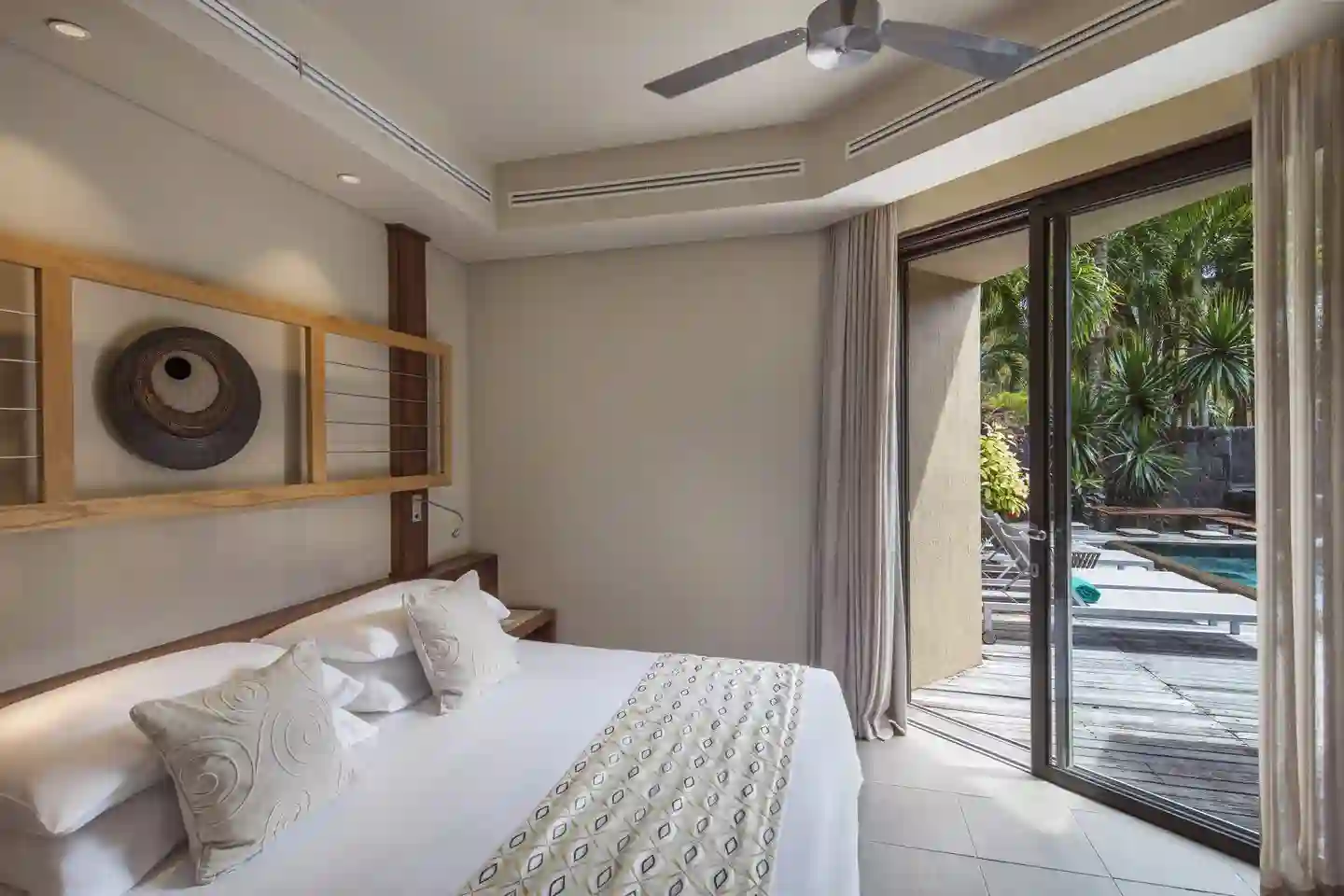 trou aux biches villa two rooms bedroom