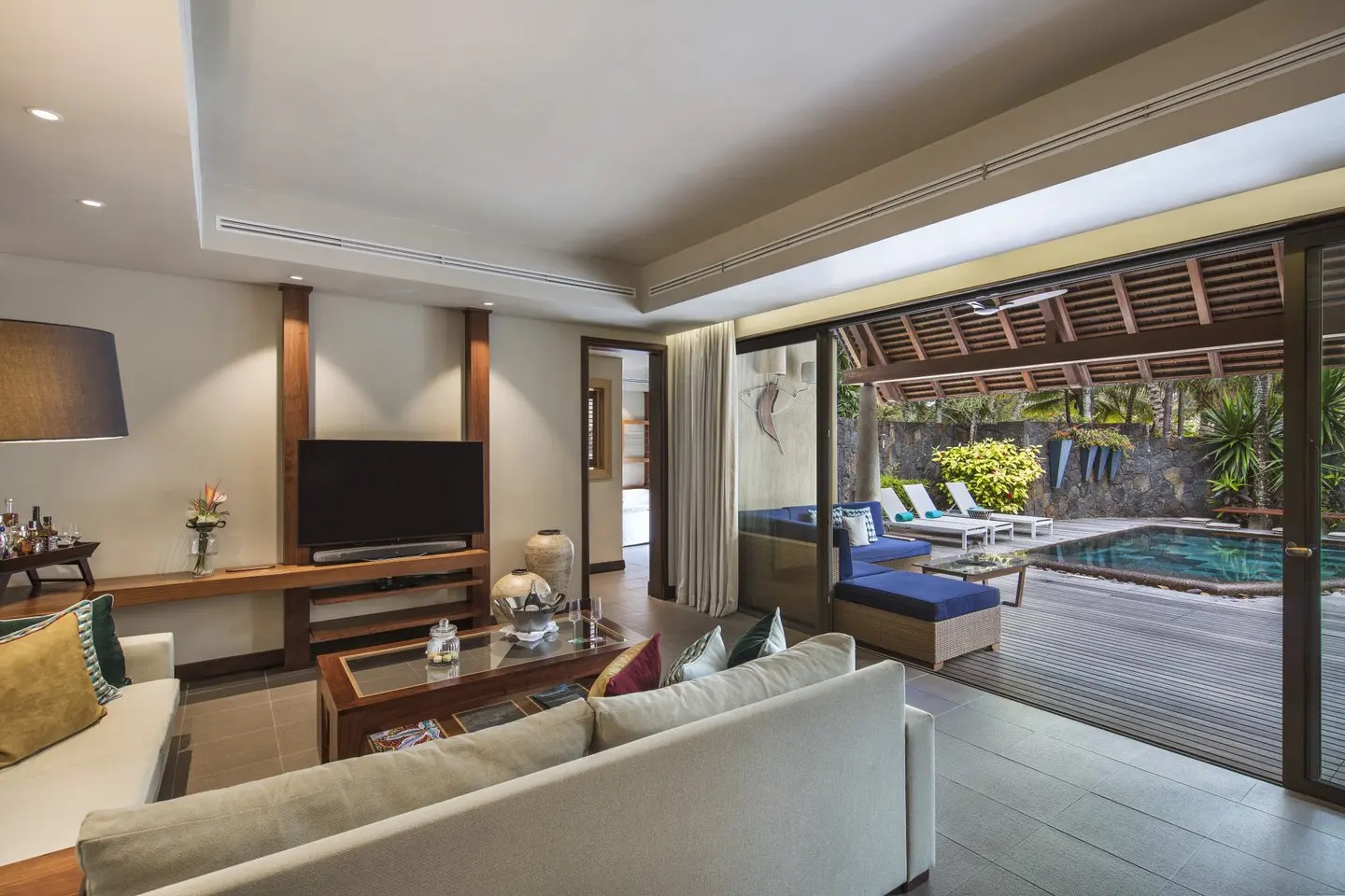 trou aux biches villa two rooms lounge