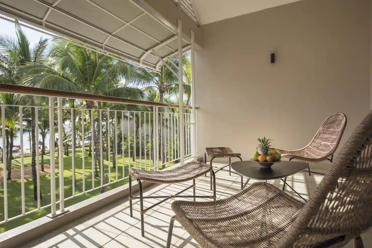 victoria mauritius deluxe room balcony hotel scenic view luxury stay