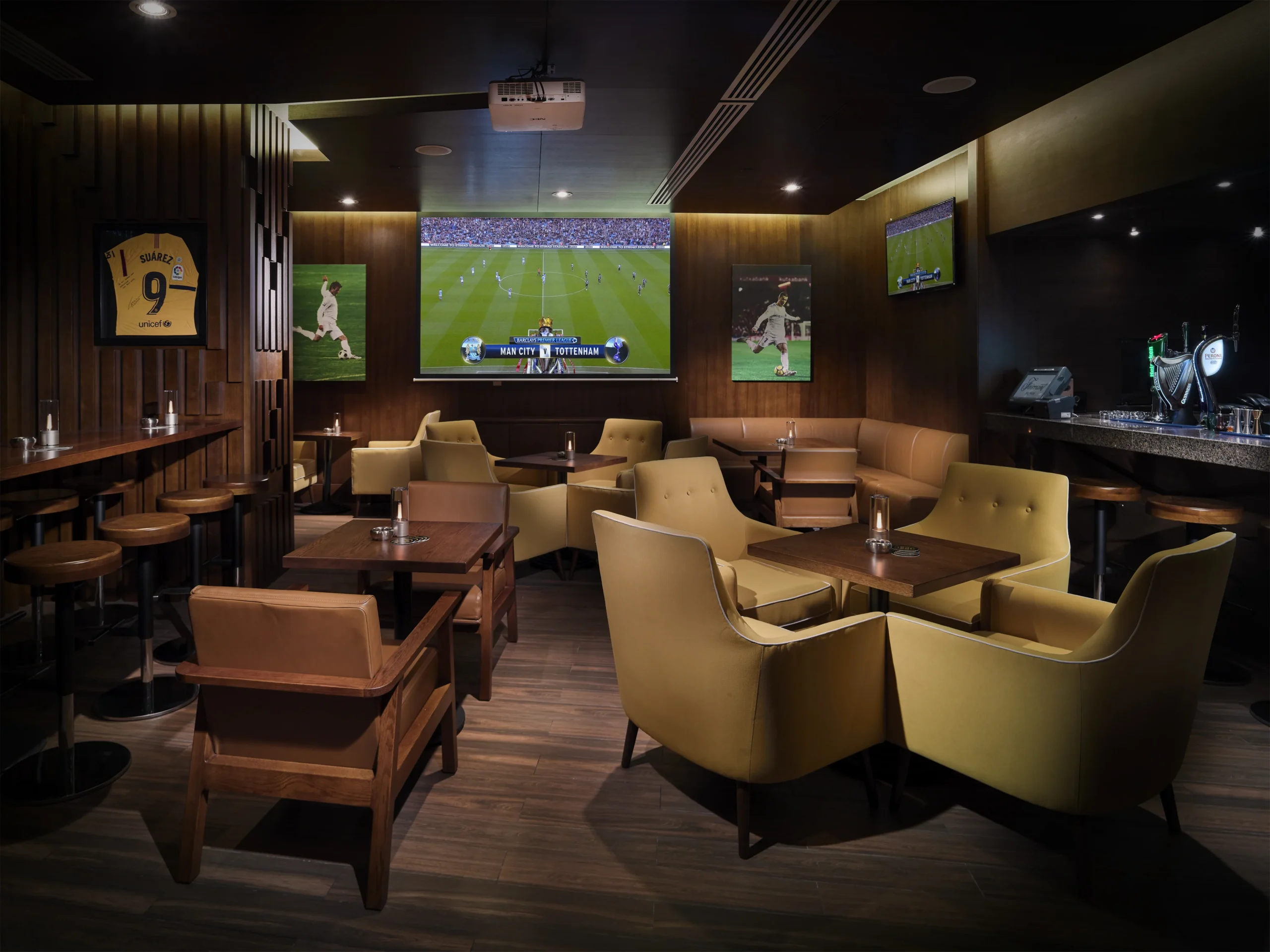 vuvuzela sports bar at fairmont the palm dubai serving