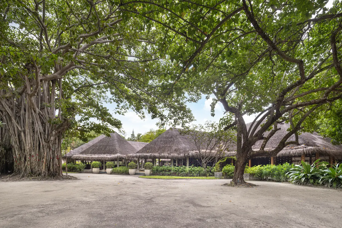 banyan restaurant exterior entrance at adaaran select hudhuranfushi maldives