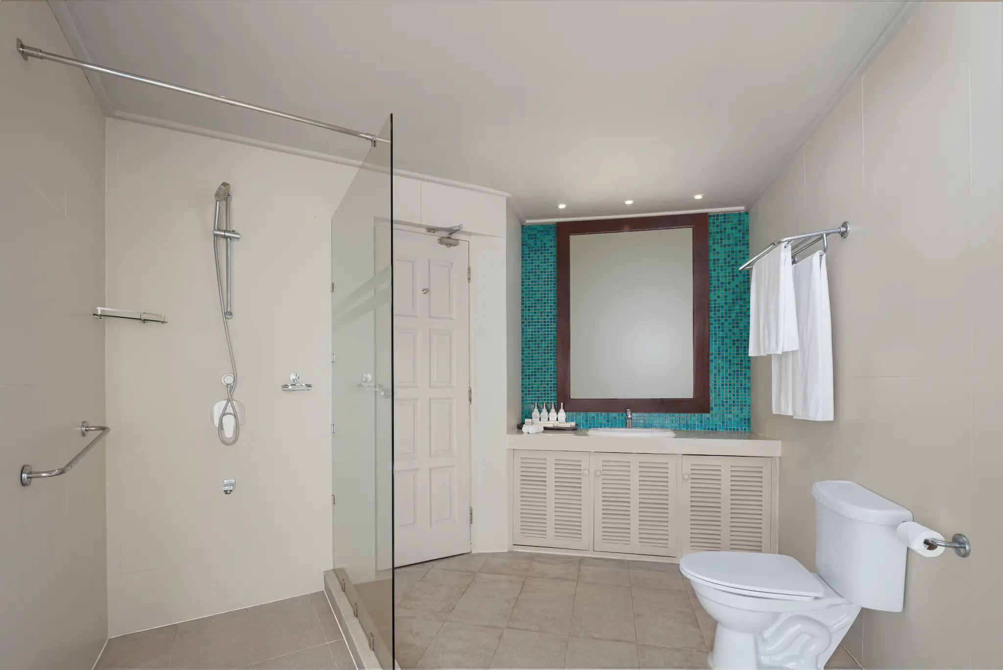 family beach villa bathroom suite at adaaran select hudhuranfushi maldives