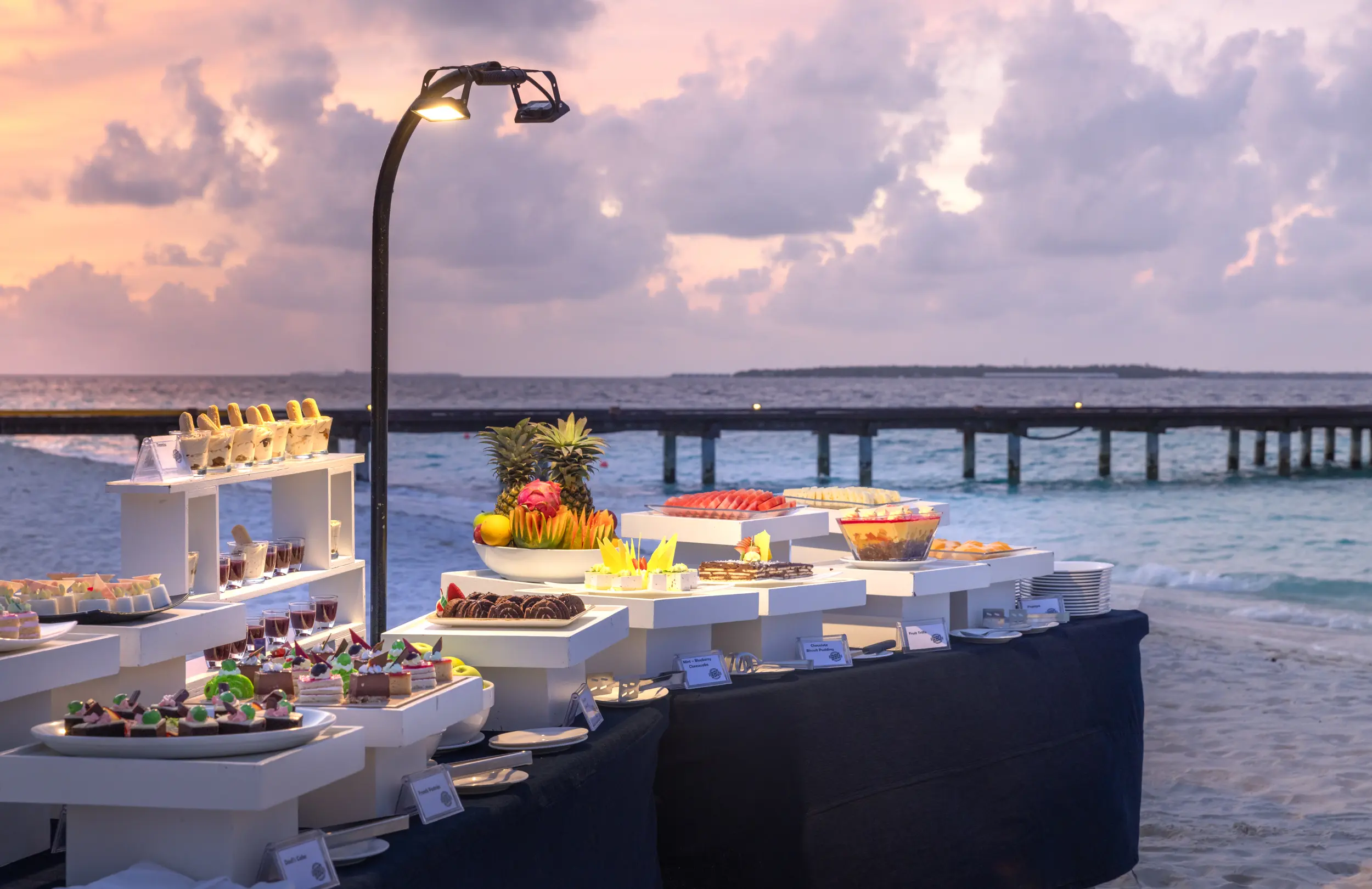 adaaran select meedhupparu raa atoll maldives bbq on beach dining experience