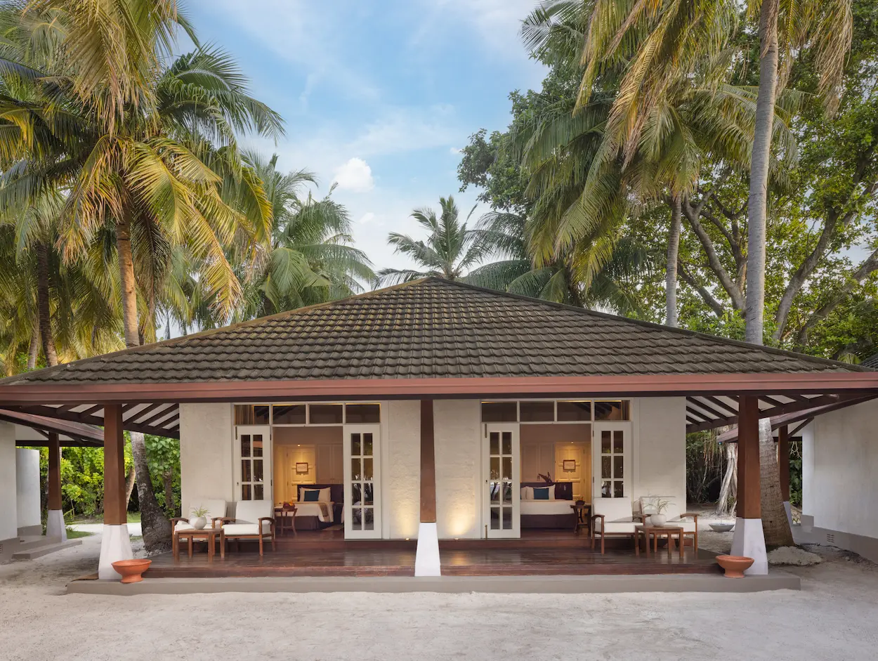 adaaran select meedhupparu raa atoll maldives deluxe family beach villa exterior view