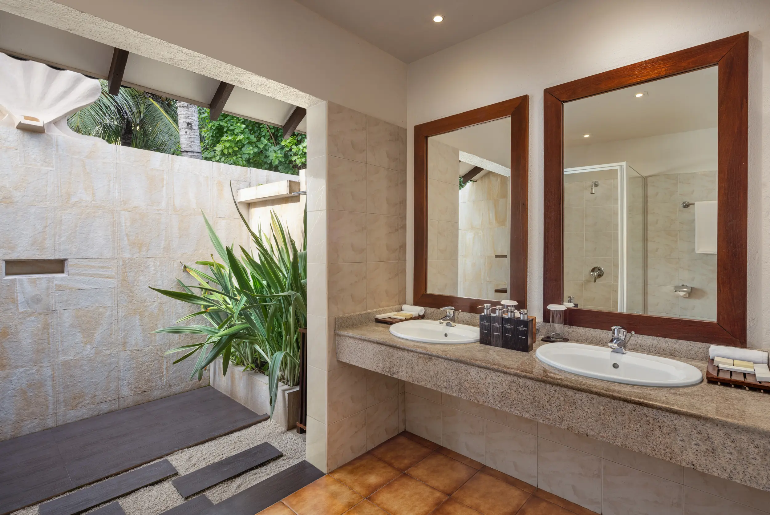 adaaran select meedhupparu raa atoll maldives family beach villa bathroom suite