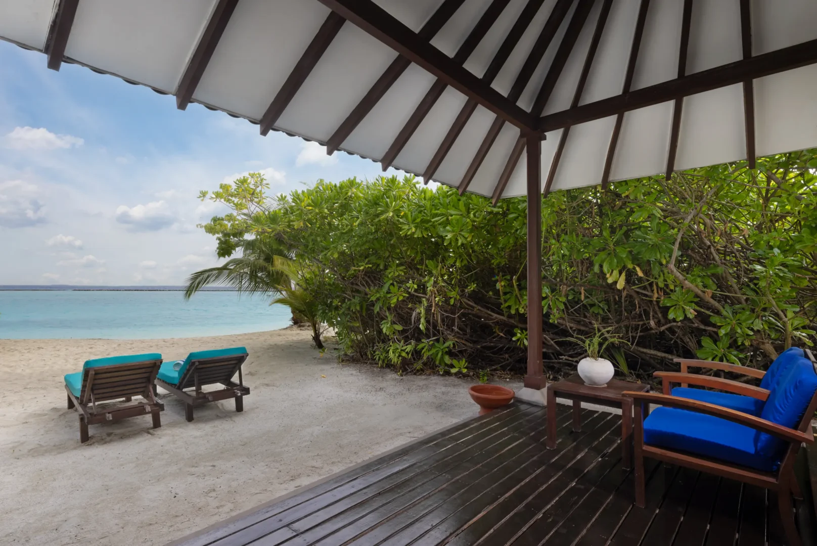 adaaran select meedhupparu raa atoll maldives family beach villa sundeck terrace