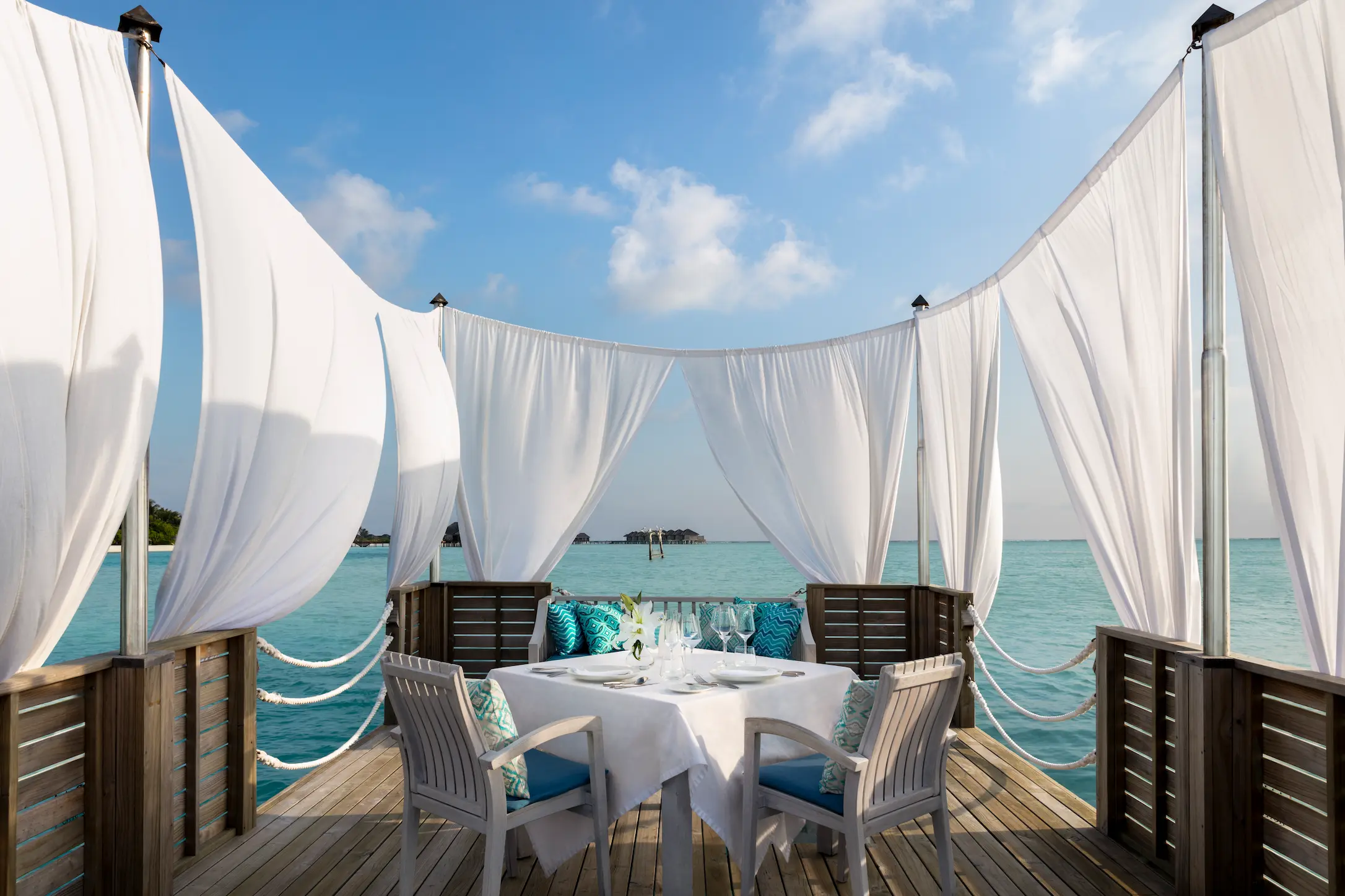 anantara dhigu maldives resort dining by design floating platform