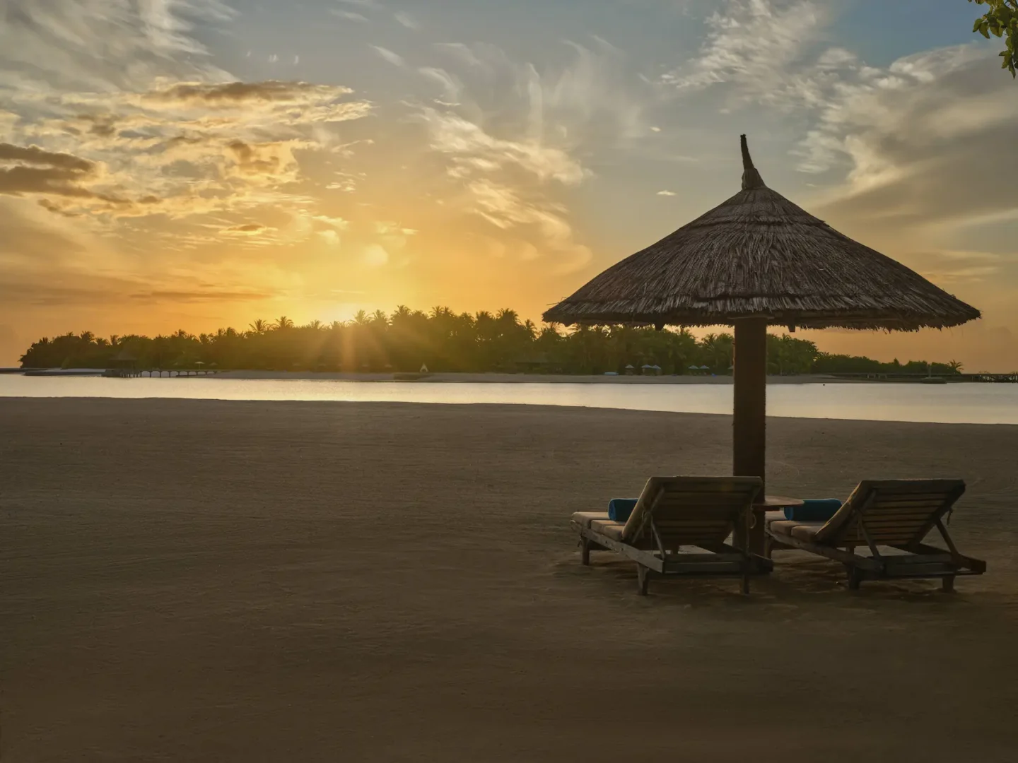 anantara dhigu maldives sunrise beach pool villa sunrise view