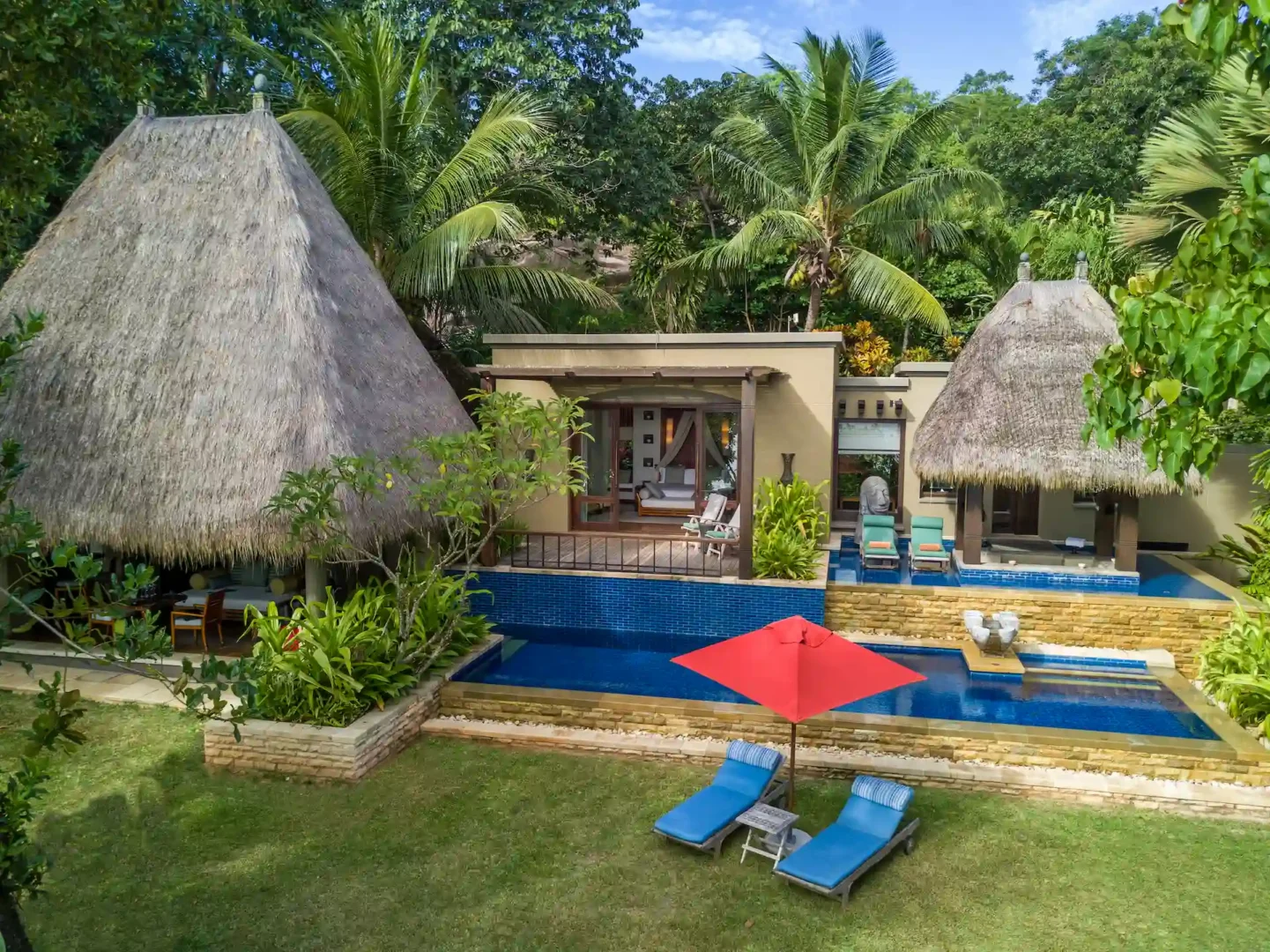 anantara-maia-seychelles-villas-beach-pool-villa-pool-garden-view