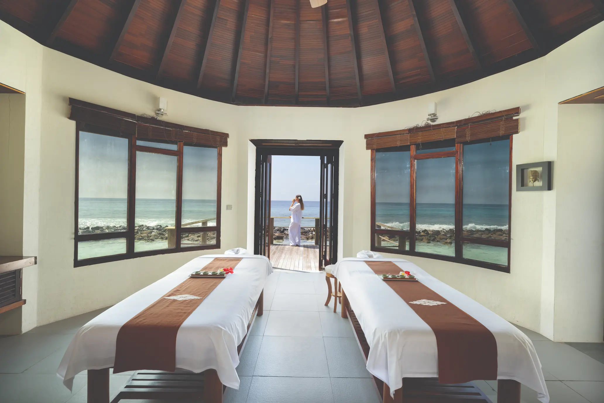 atmosphere kanifushi maldives akiri spa tranquil indoor retreat