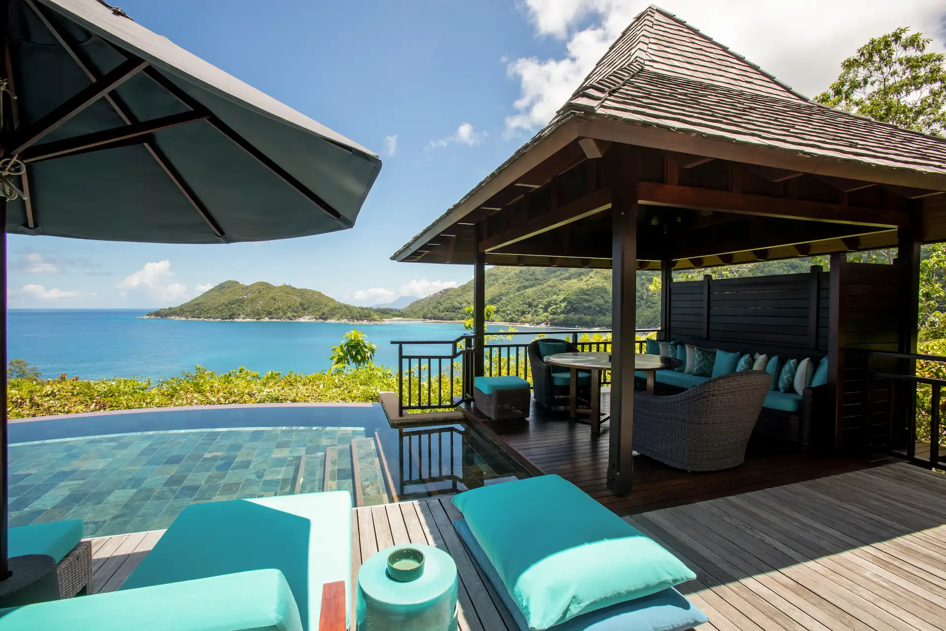 constance ephelia presidential villa pool loungers with ocean view