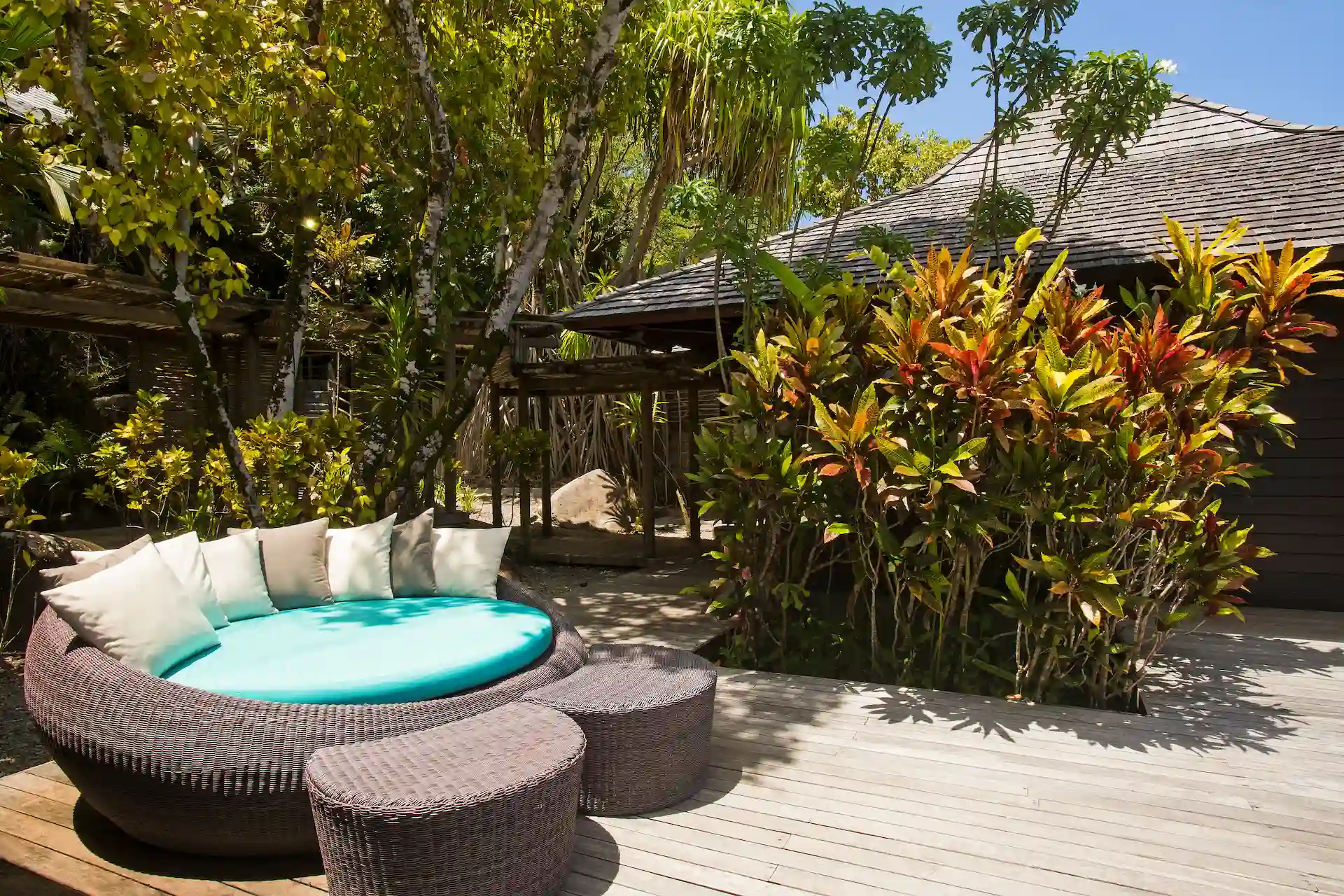 constance ephelia presidential villa snug lounger seating area
