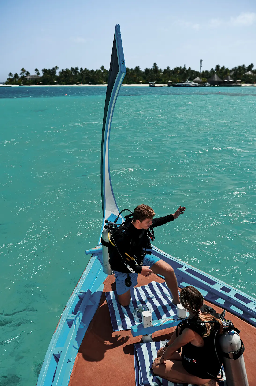 constance halaveli maldives diving experience exploring the clear lagoon waters