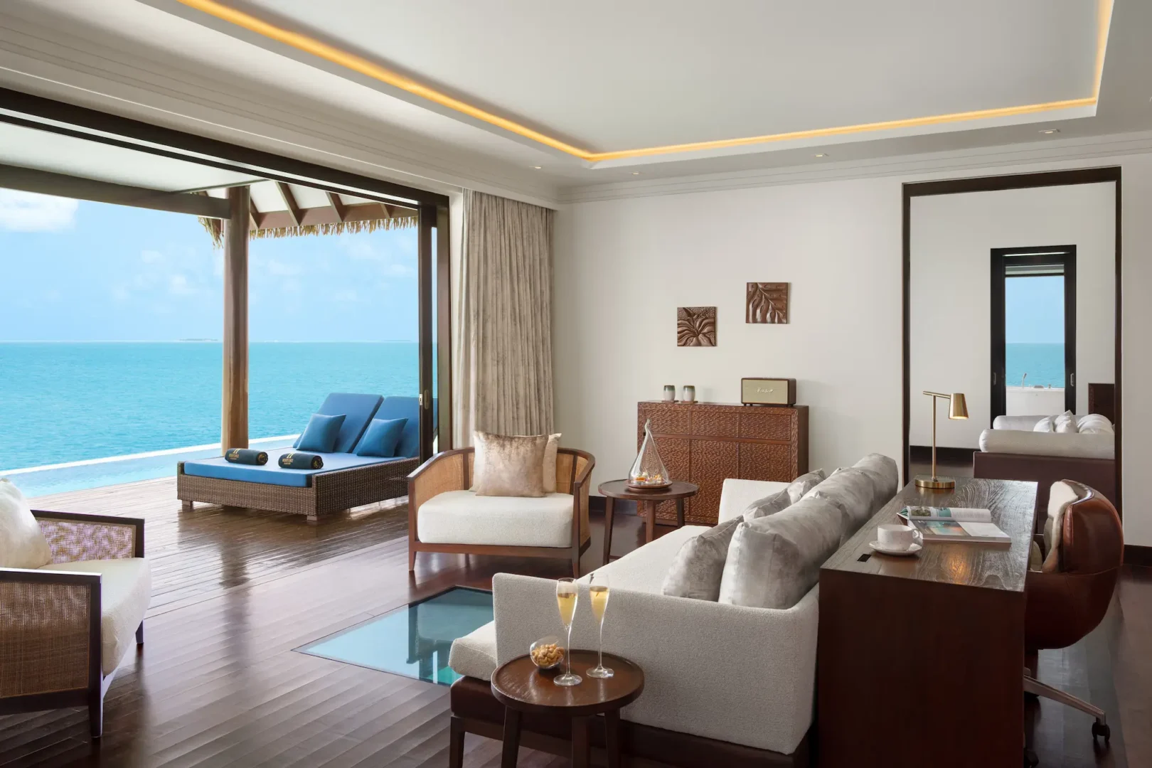 heritance-aarah-maldives-ocean-residence-living-room