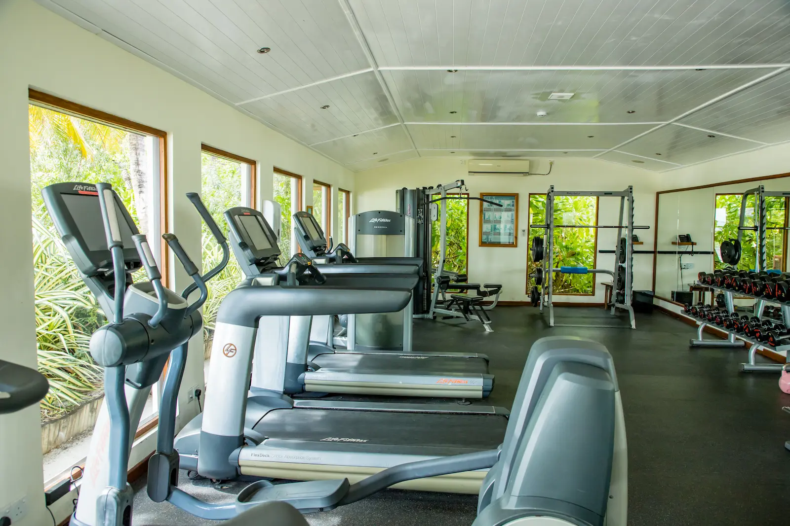 komandoo maldives fitness centre showcasing modern island wellness facilities and serene tropical ambiance