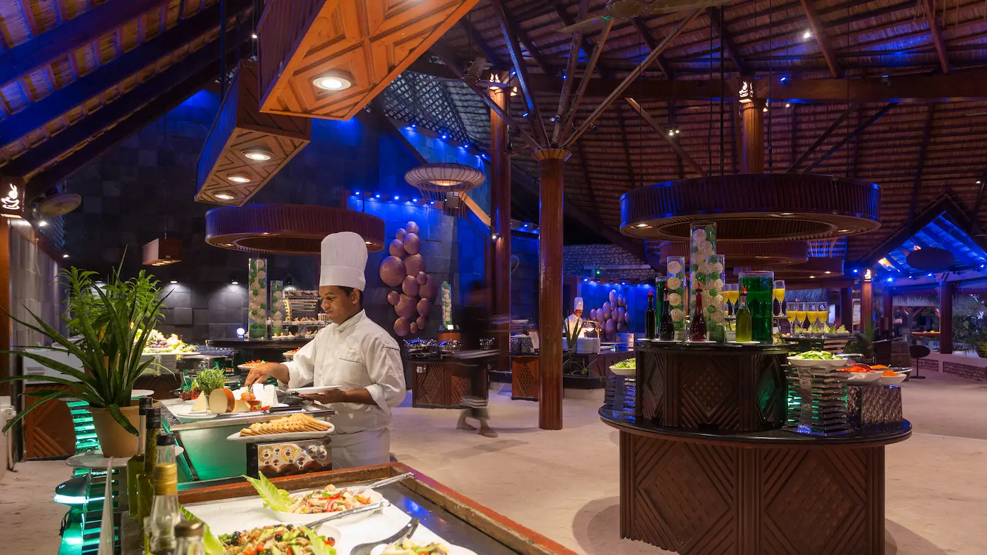 kuredu island resort & spa maldives bonthi restaurant interior