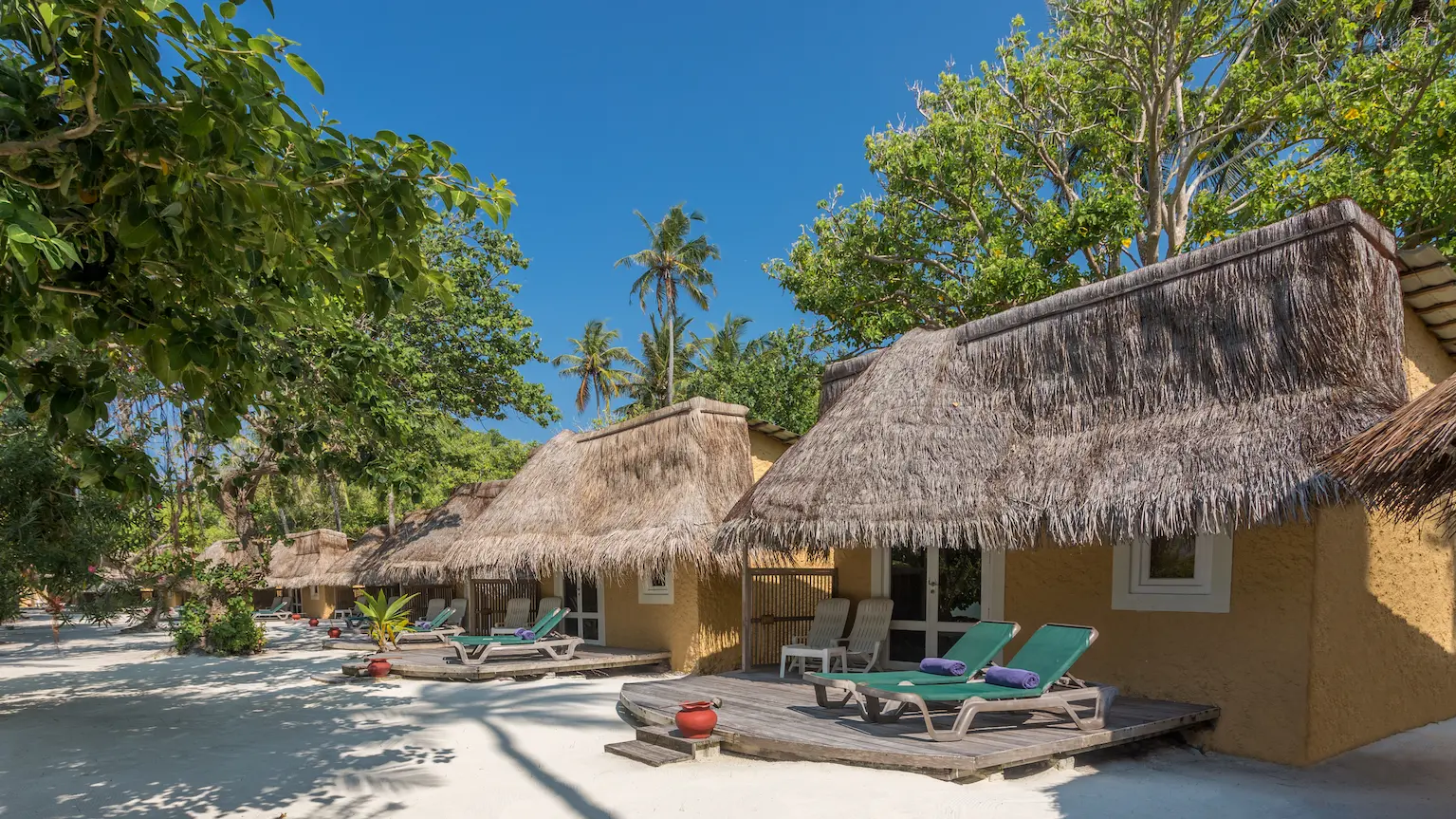 kuredu island resort & spa maldives garden bungalow exterior