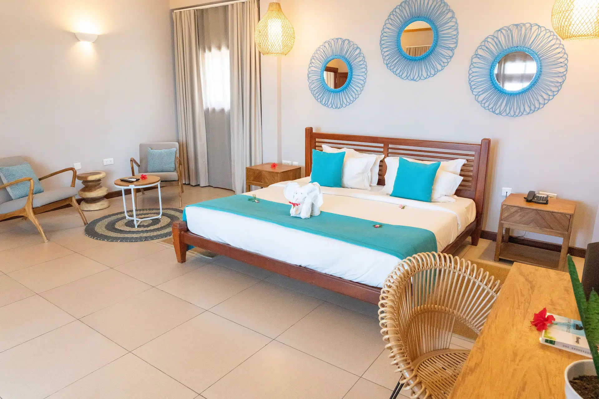 larchipel seychelles family suite bedroom with two beds