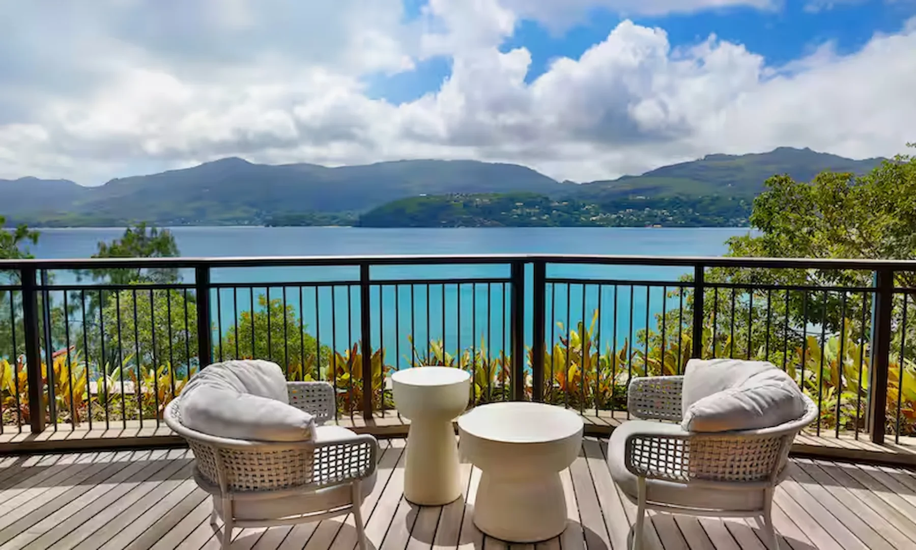 mango house seychelles two-bedroom cliff house panorama suite balcony with seating