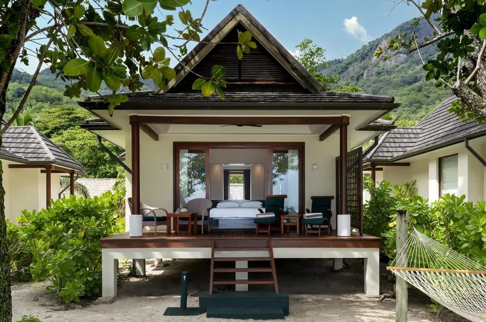 niva labriz seychelles beach villa exterior with private terrace