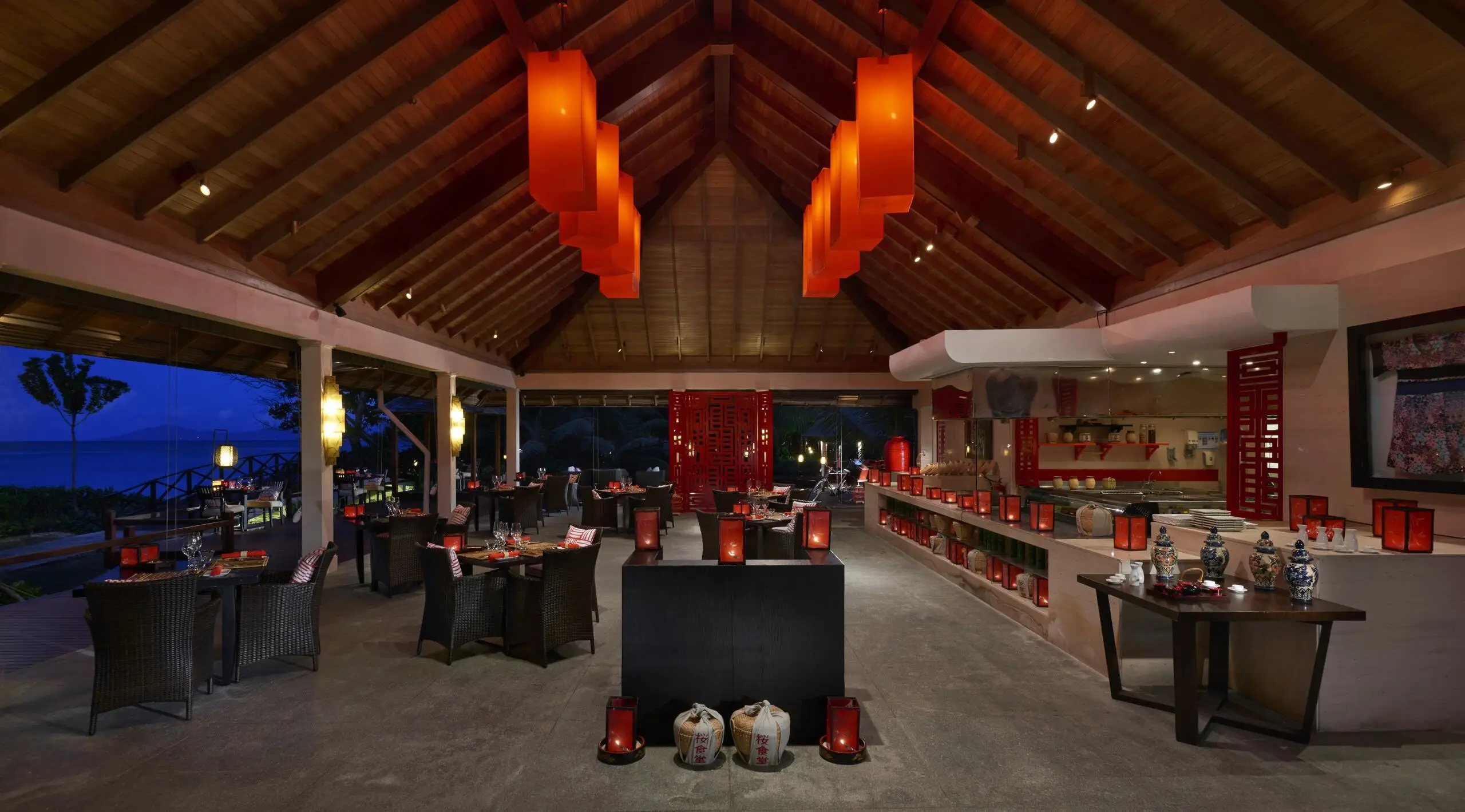 niva labriz seychelles sakura restaurant with Japanese cuisine and tropical surroundings