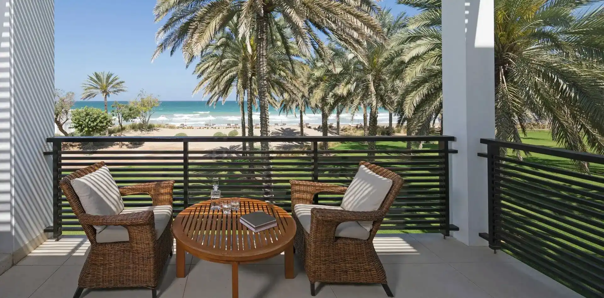 the chedi club suite sea view at the chedi muscat oman