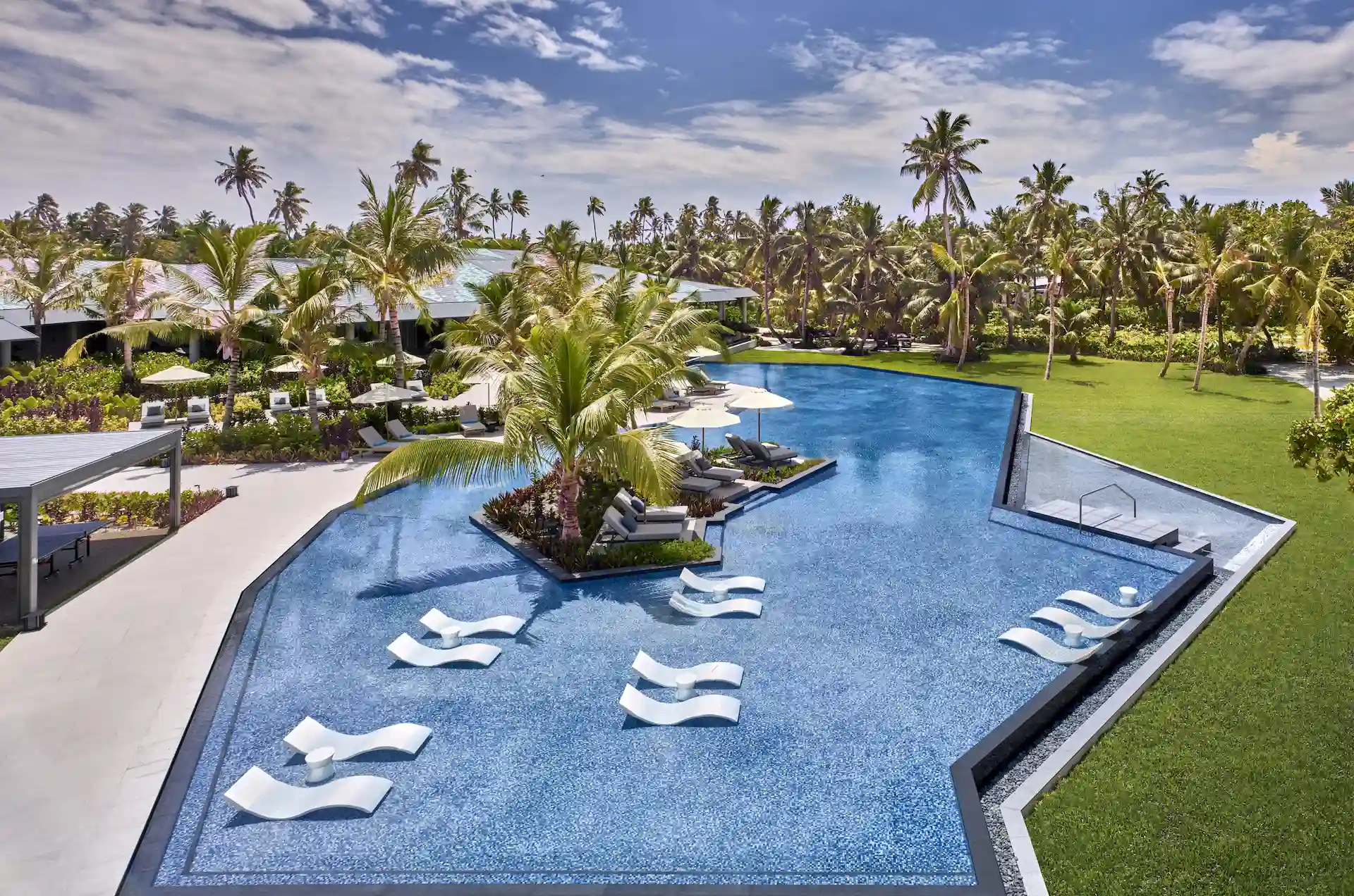 waldorf astoria seychelles platte island main pool at sunset