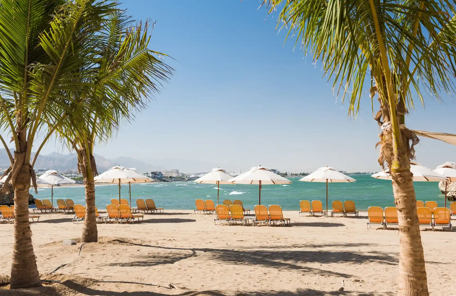 beach crowne plaza muscat oman