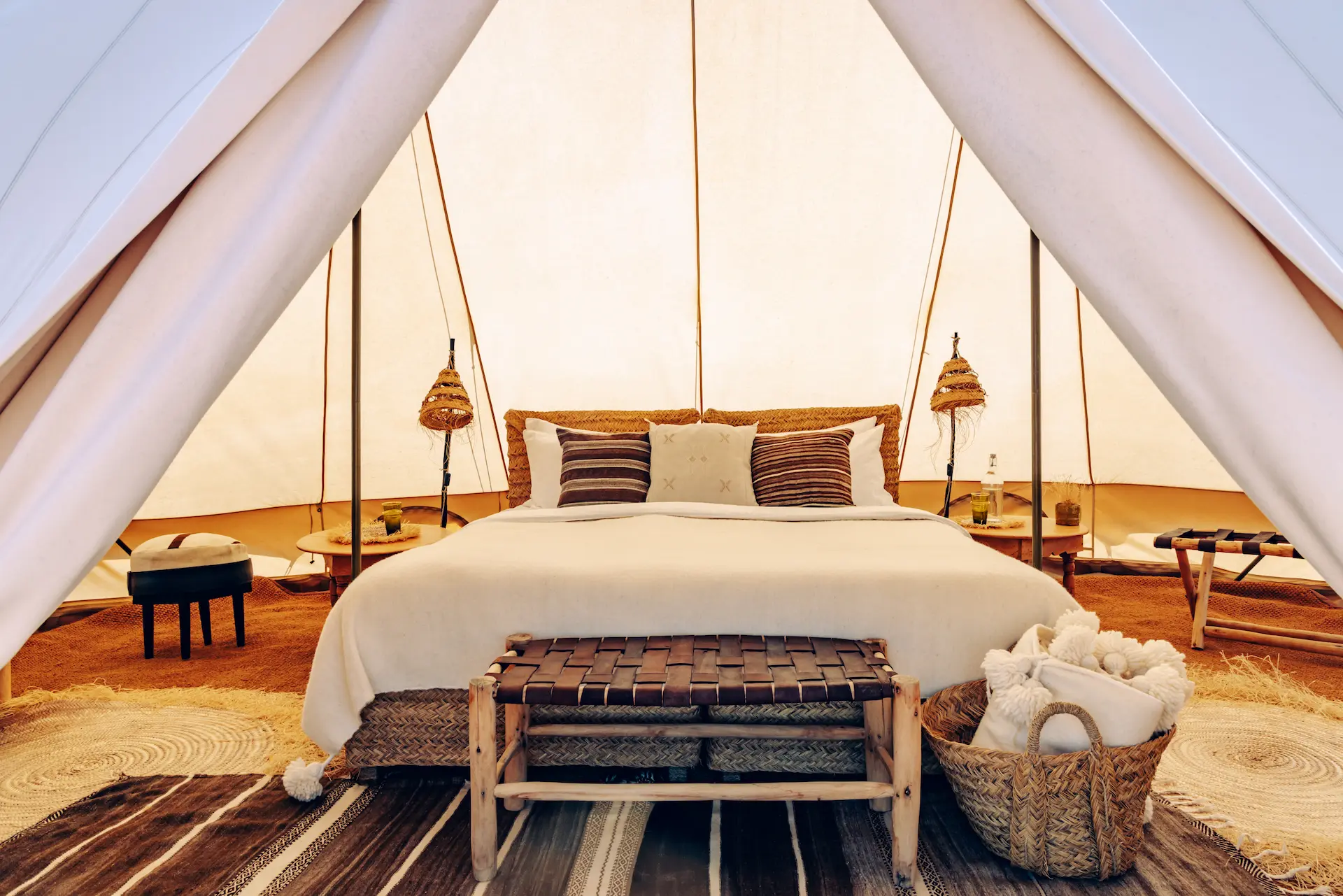 bed magic camp oman