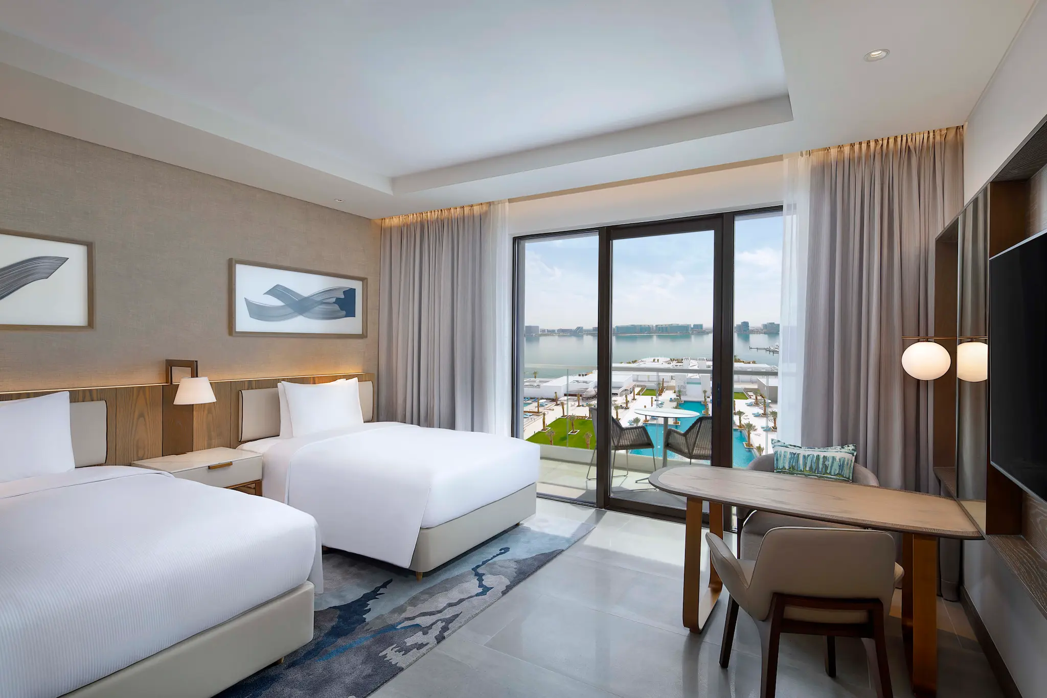 hilton abu dhabi yas island two double bed executive room interior