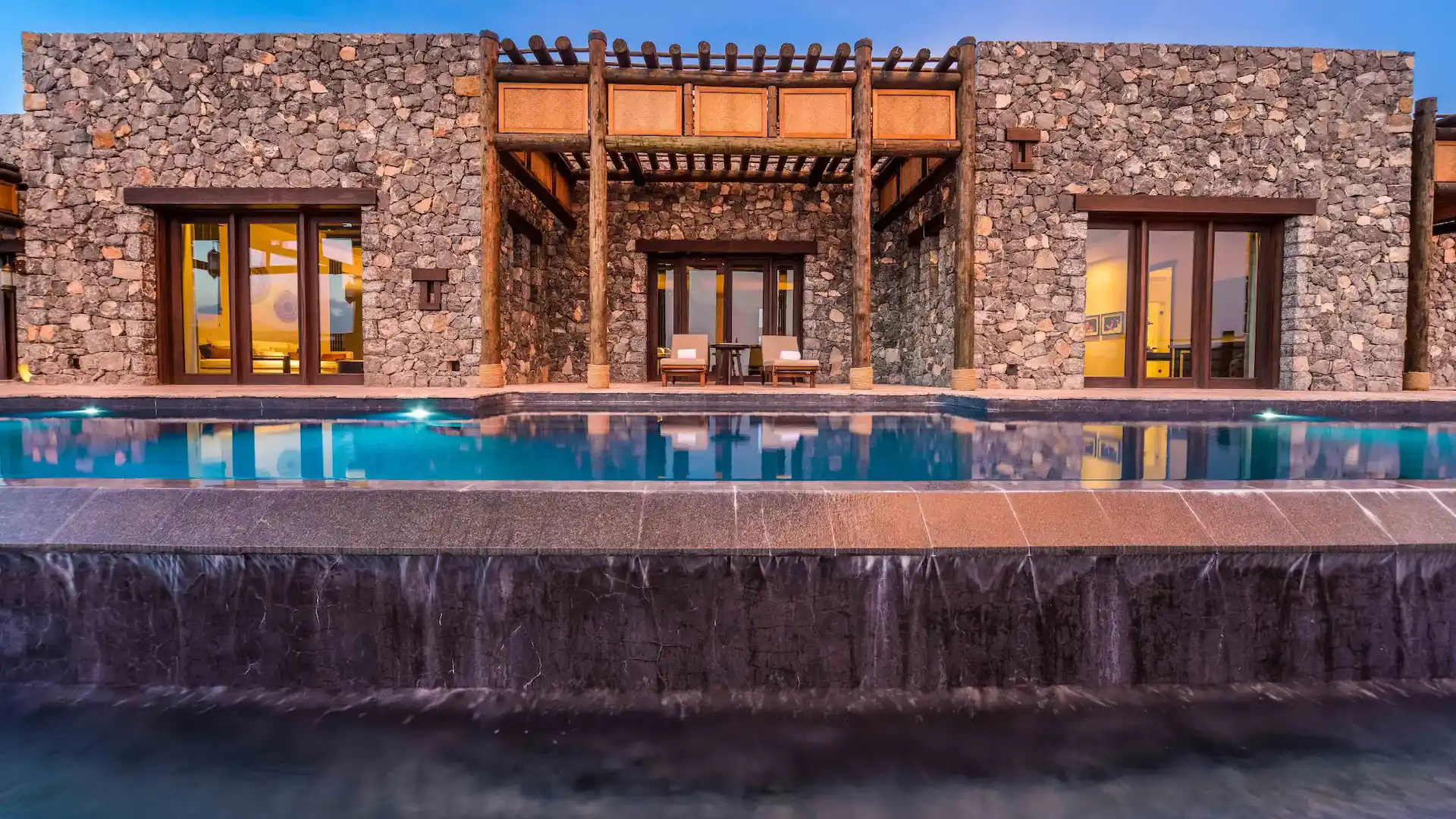 infinity pool at jabal villa at alila jabal akhdar oman