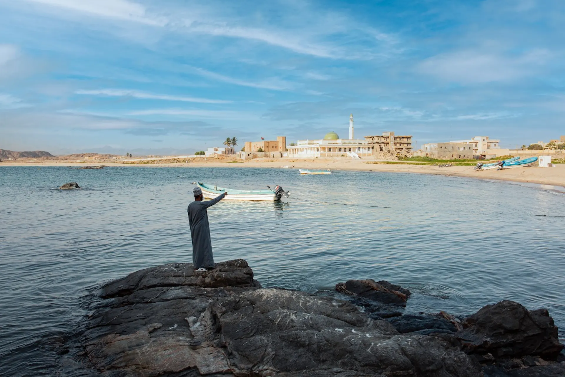 mirbat beach alila hinu bay oman